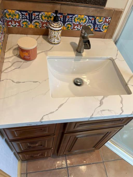Charming Casita All Too Yourself Near Midtown Διαμέρισμα Σακραμέντο Εξωτερικό φωτογραφία